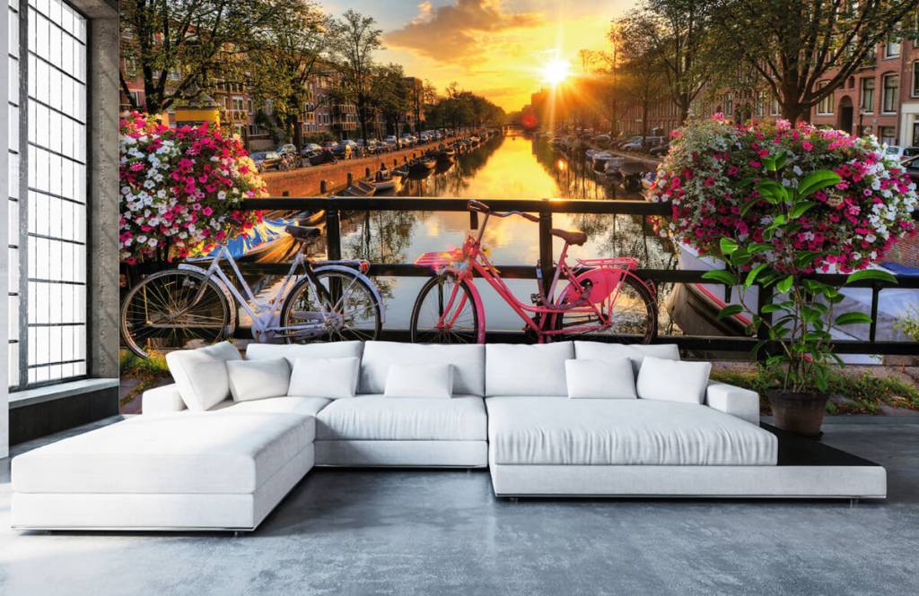 Papier peint Villes - Faire du vélo sur un pont avec des fleurs - Chambre à coucher 1