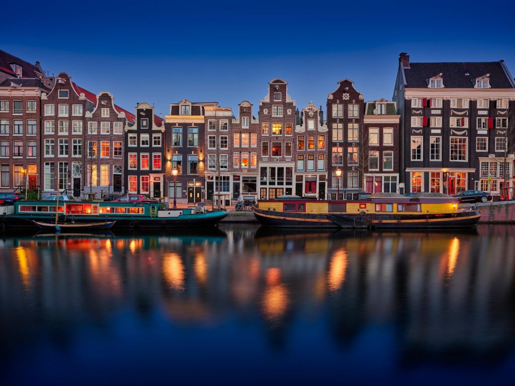Le canal abrite Amsterdam