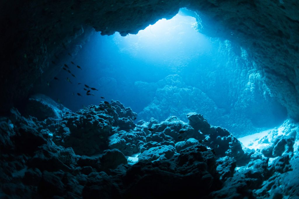 Grotte sous-marine