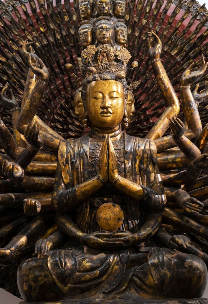 Statue de Bouddha en or