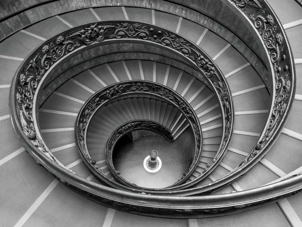 Escalier plongeant à Rome