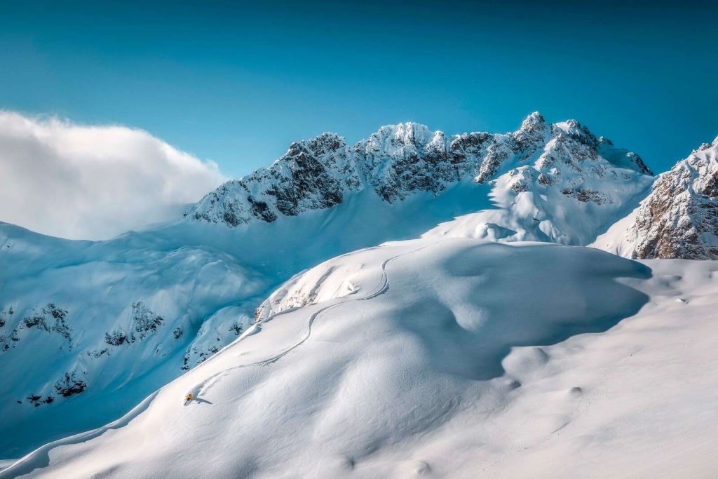 Pente ressentie dans le silence alpin