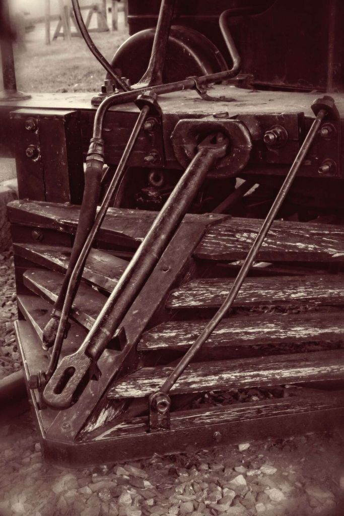 Connexion ferroviaire rouillée Sepia