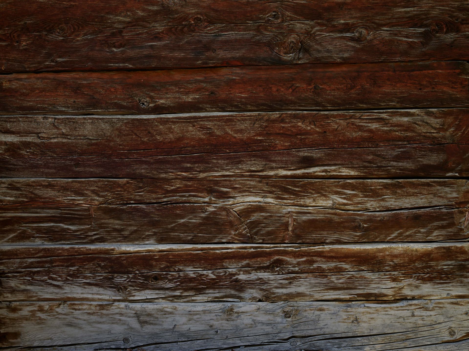 Fissures dans le bois