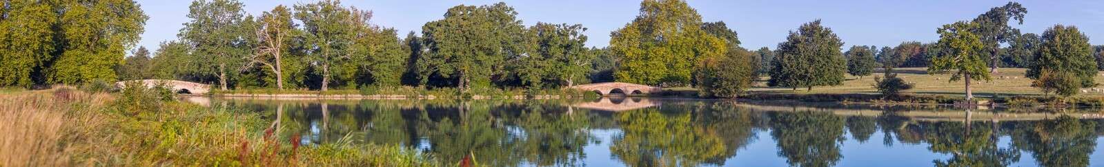 Canal à la campagne